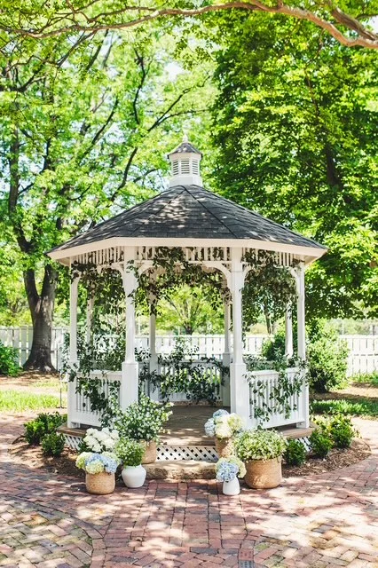Lilac Floral Decor, LLC.